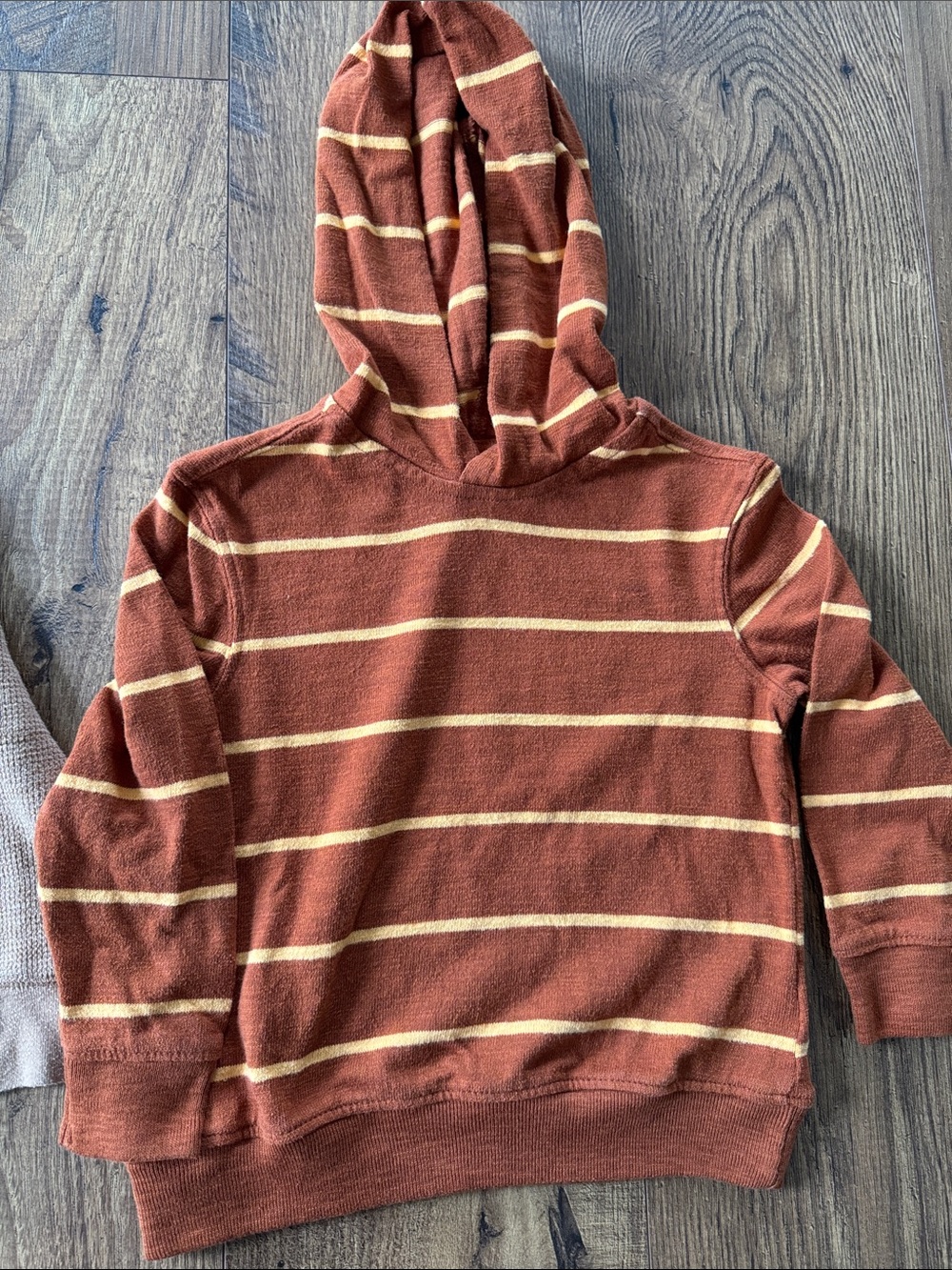Bundle of toddler boy fall and winter tops, size 3T, Old Navy & Carter’s - Picture 13 of 14